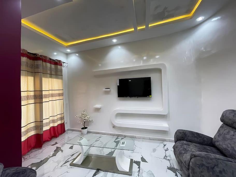 Gandigal Villa Adja Nafy A Saly מראה חיצוני תמונה