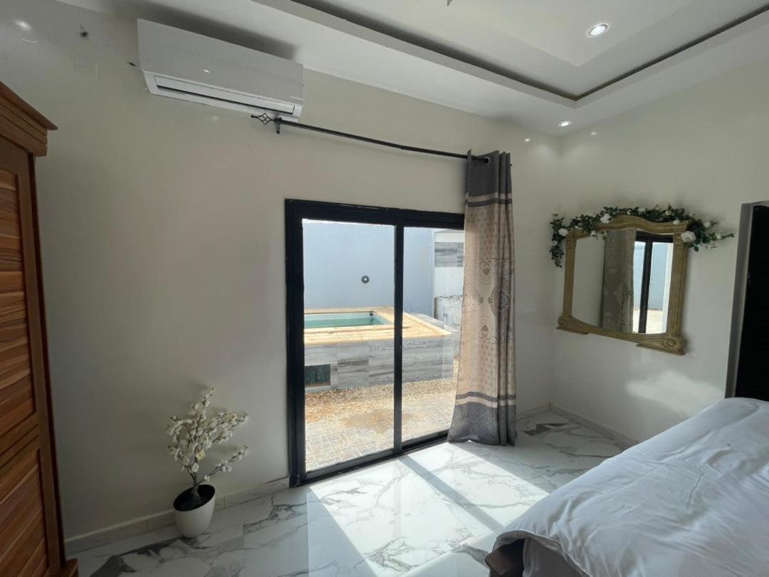 Gandigal Villa Adja Nafy A Saly מראה חיצוני תמונה