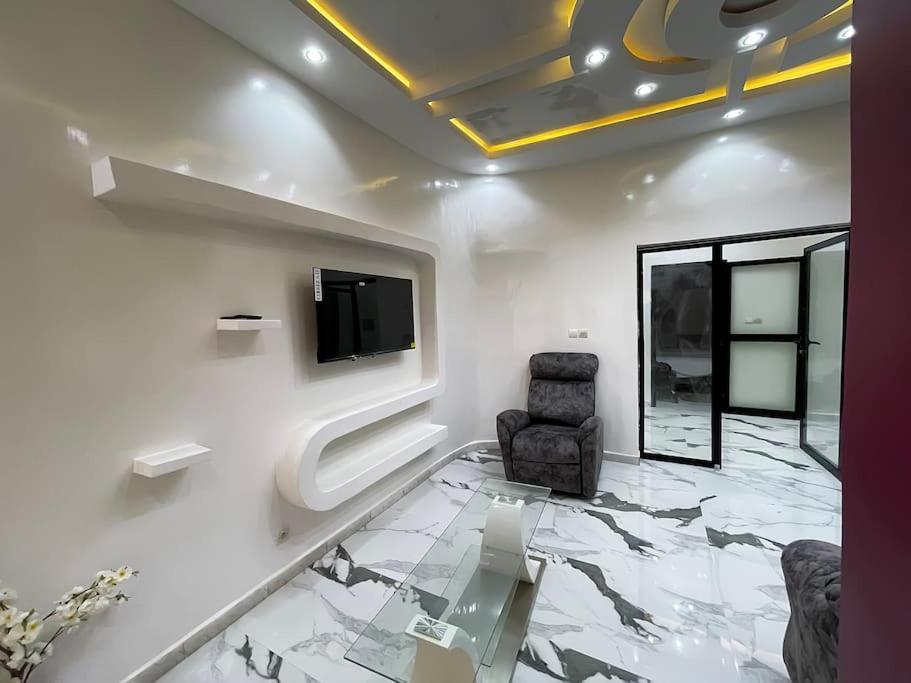 Gandigal Villa Adja Nafy A Saly מראה חיצוני תמונה